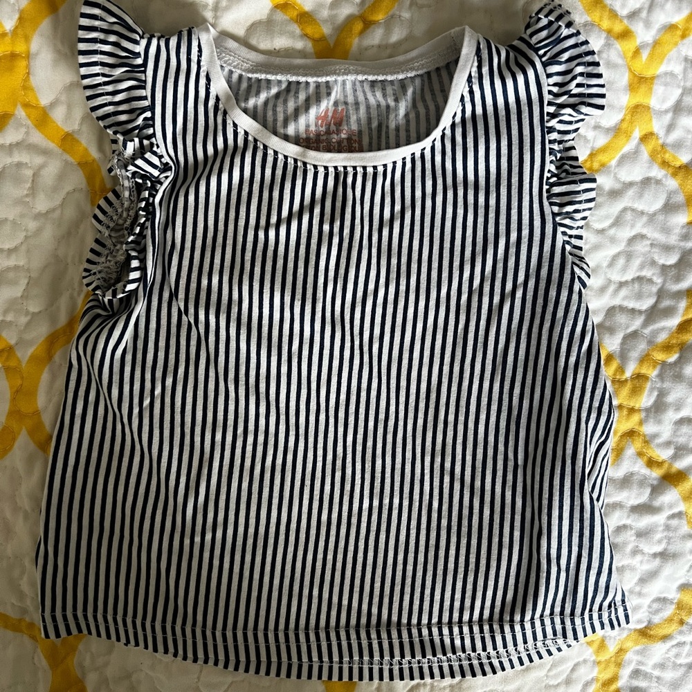 H&M stripe ruffle sleeve girls toddler tee size 2T